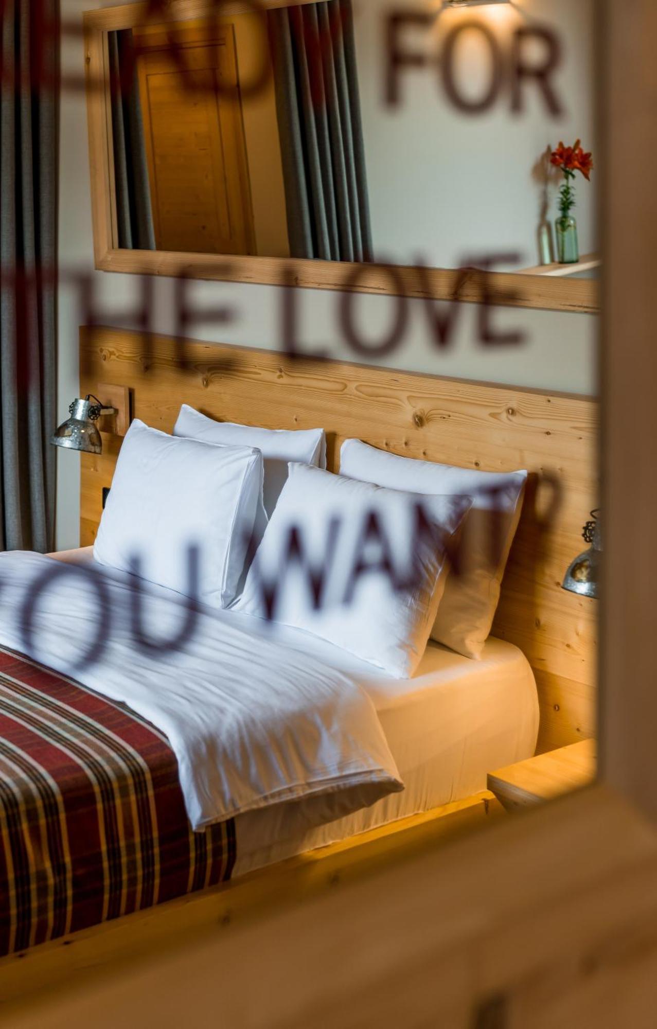1740 Boutique Hotel Kazbegi Bagian luar foto