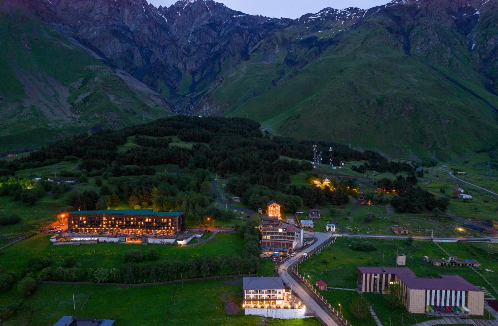 1740 Boutique Hotel Kazbegi Bagian luar foto