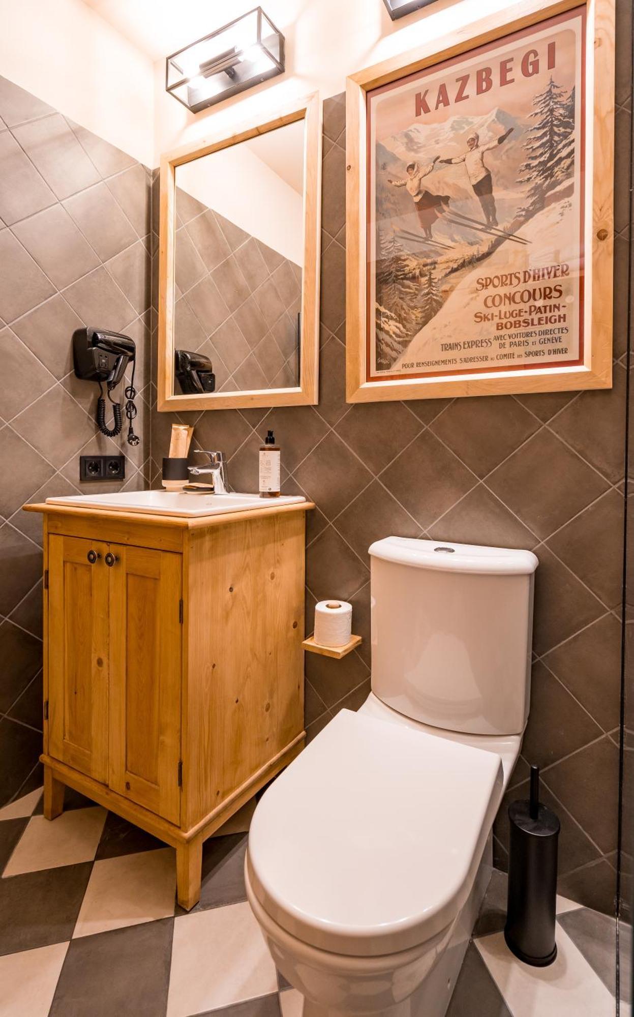 1740 Boutique Hotel Kazbegi Bagian luar foto